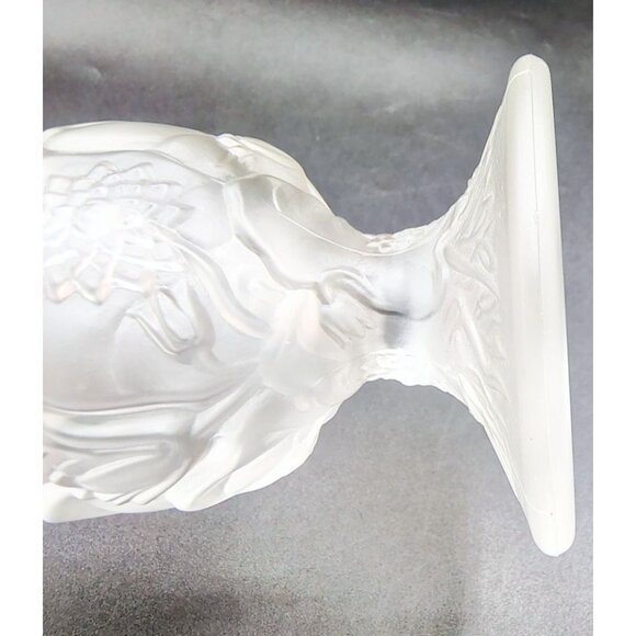 Bud Vase Fenton Satin Glass Lion Head Frosted Clear Crystal Signed Vintage Retro - Picture 15 of 15